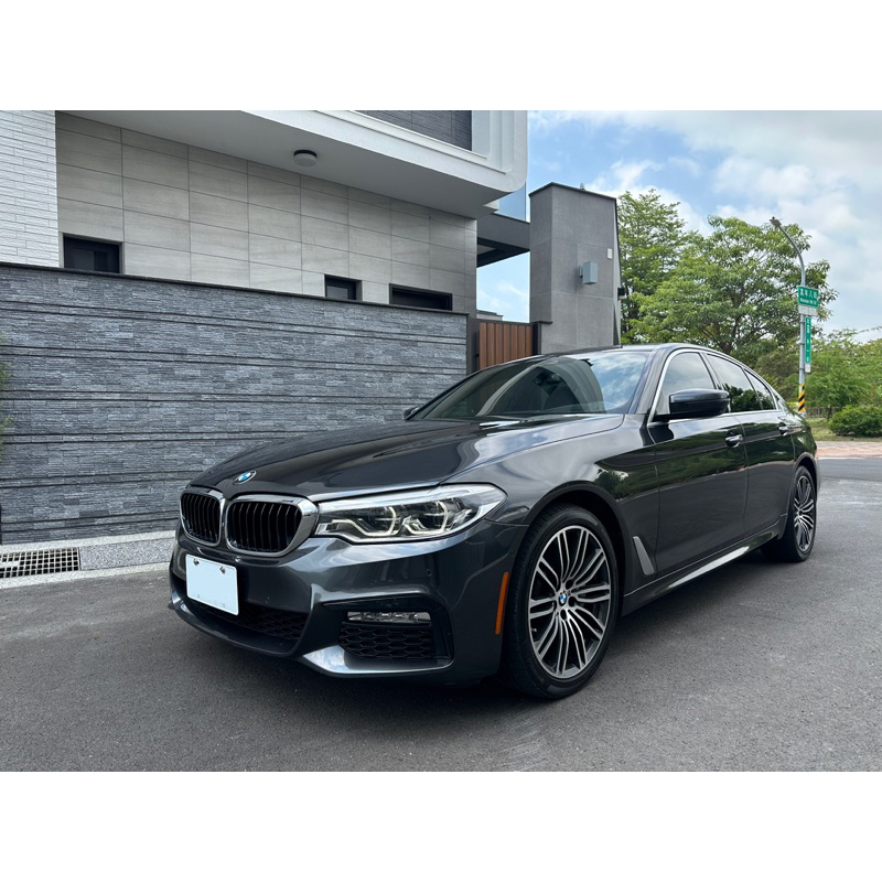 2017 BMW G30 530i M-sport 選配5as套件