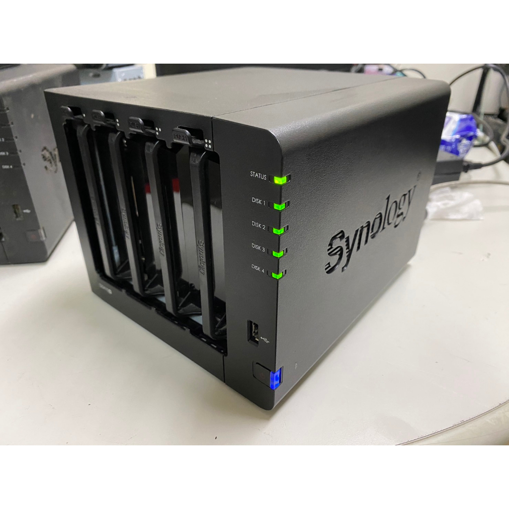 中古 Synology 群暉科技 DiskStation DS415+ (4Bay/2GB) NAS 網路儲存伺服器二手