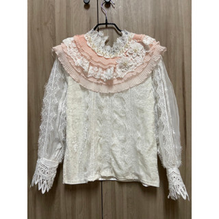 (全新)正韓Damia Femme小皇冠家 女大人雕花蕾絲白絲絨紗長袖上衣 公主風 size：Ｍ