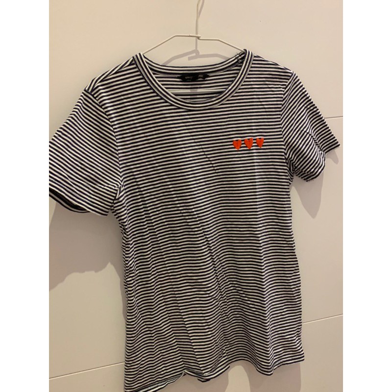 banana republic 條紋愛心T-shirt (日本購入）