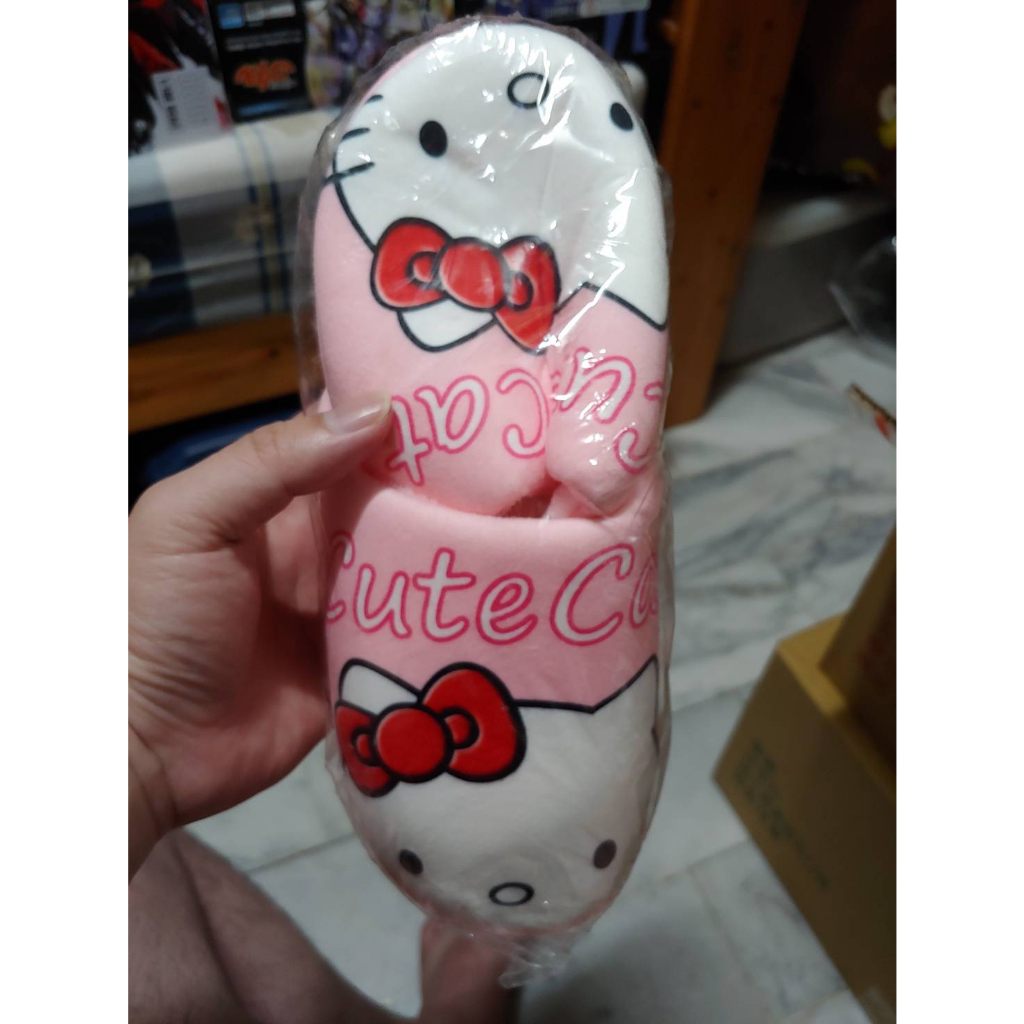 Hello Kitty造型絨毛室內拖鞋