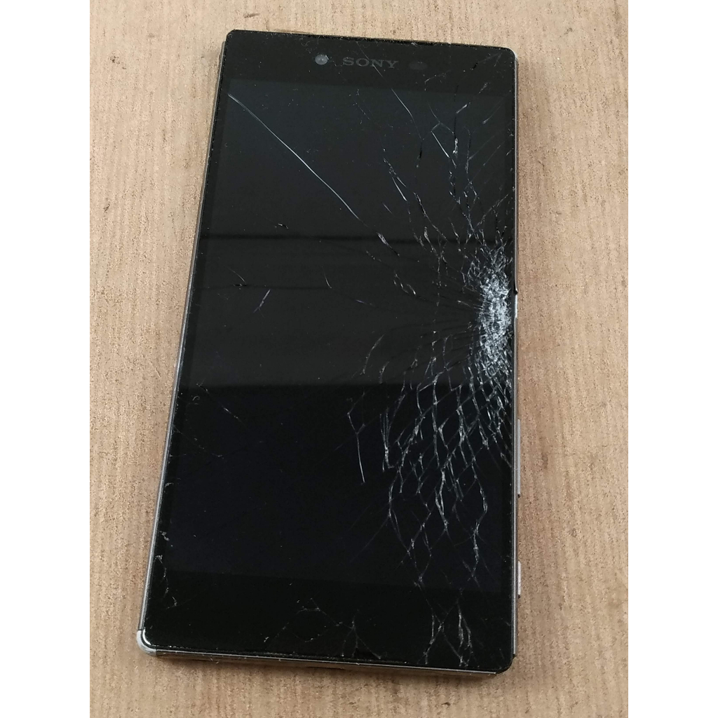 故障機  Sony Xperia Z5 Premium 型號 E6853 螢幕破裂 /零件機