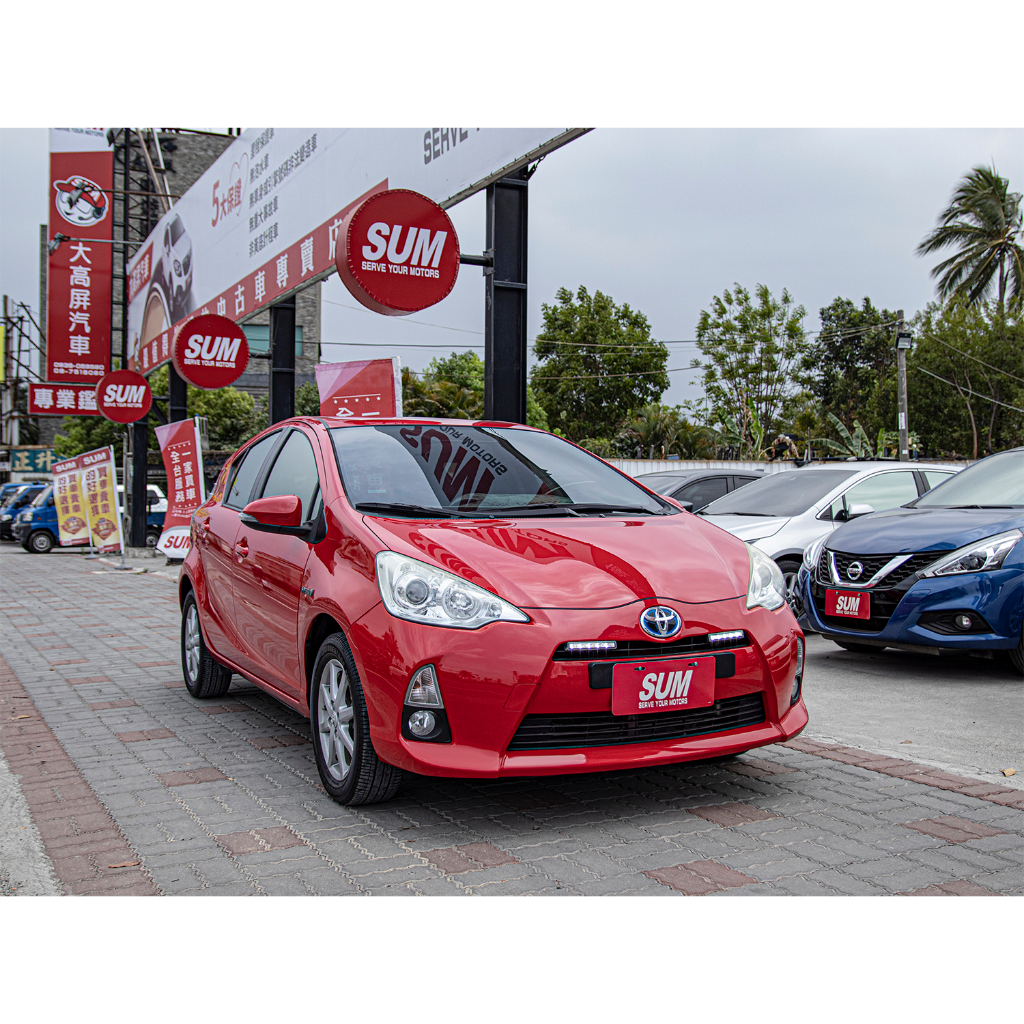 2013年 豐田TOYOTA PRIUS C 1.5L