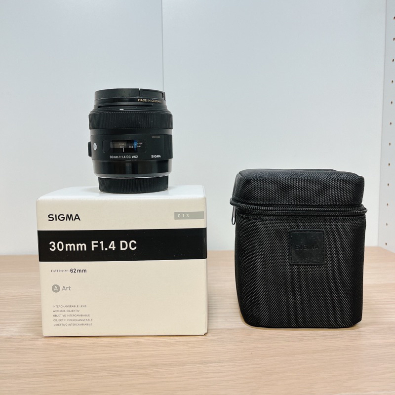 ( 廣角定焦神鏡頭 95成新 ) Sigma 30mm F1.4 DC HSM ART for Canon 二手鏡頭