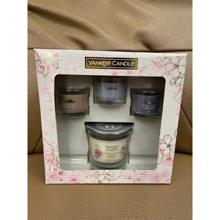 Yankee Candle 香氛蠟燭禮盒組一組121g+37g*3入 579元—可超商取貨付款