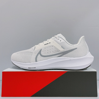 NIKE AIR ZOOM PEGASUS 40 男生 白色 舒適 透氣 緩震 氣墊 運動 慢跑鞋 DV3853-102
