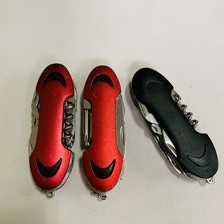 [沐沐屋]多用途瑞士刀 戶外露營探險 潮流 工具刀 多功用 旅行小刀^