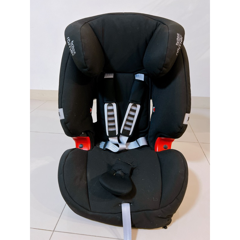 二手～Britax (9kg~36kg) 成長型汽車安全座椅/汽座-黑色