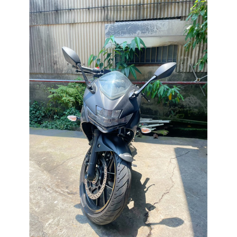 SUZUKI Gixxer SF250