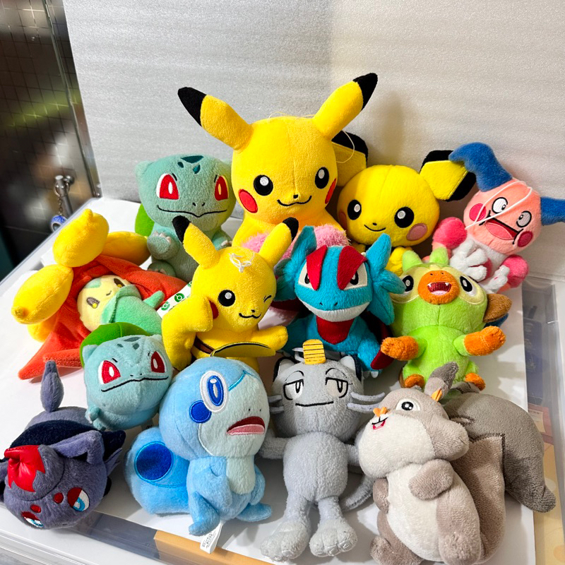 ￥My公仔￥一、日版 日貨 神奇寶貝 精靈寶可夢 娃娃 吊飾 淚眼蜥 喵喵 血翼飛龍 暴蠑螈 貪心栗鼠 敲音猴 魔牆人偶