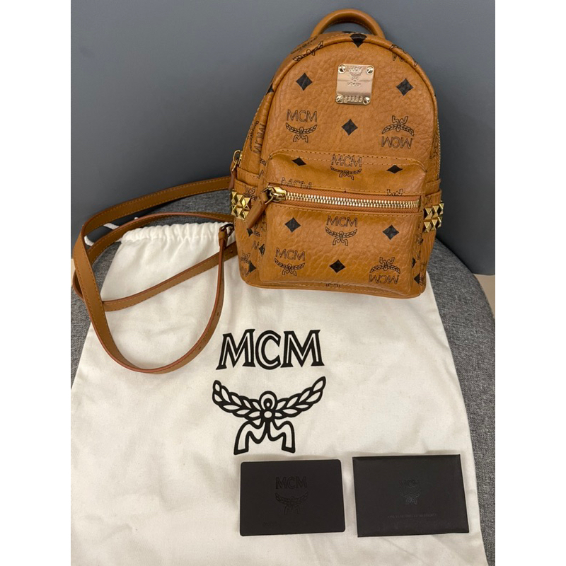 （誠可議）近全新購於MCM專櫃 後背包 手提包 有多樣背法