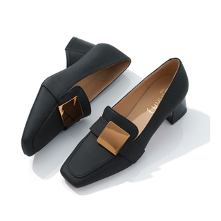 DIANA 絲綢綿羊皮鞋率性方型飾釦樂福跟鞋-都會時尚-黑