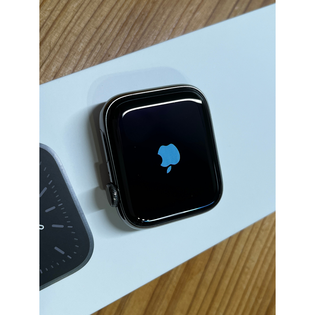 Apple Watch Series 6 44mm GPS + LTE 石墨色 不鏽鋼錶殼