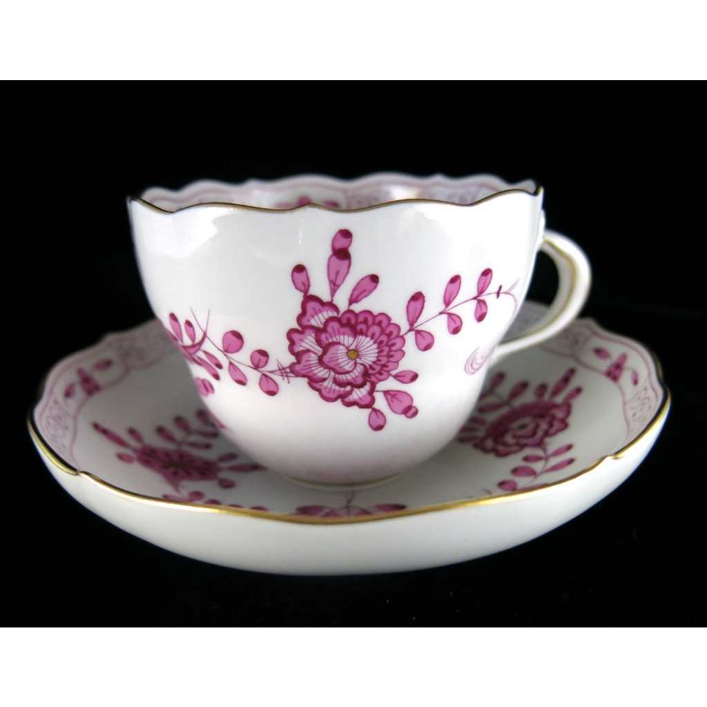 德國麥森Meissen 手繪紫印度之花咖啡杯盤組    產地:德國    尺寸口徑約9公分,高約6.7公分,碟直徑約14
