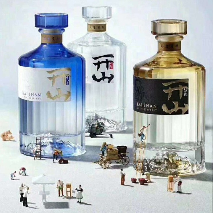 500ml開山造型玻璃瓶 ☆ VITO zakka ☆ 造型玻璃空瓶 玻璃酒瓶 玻璃瓶 玻璃空瓶 空酒瓶