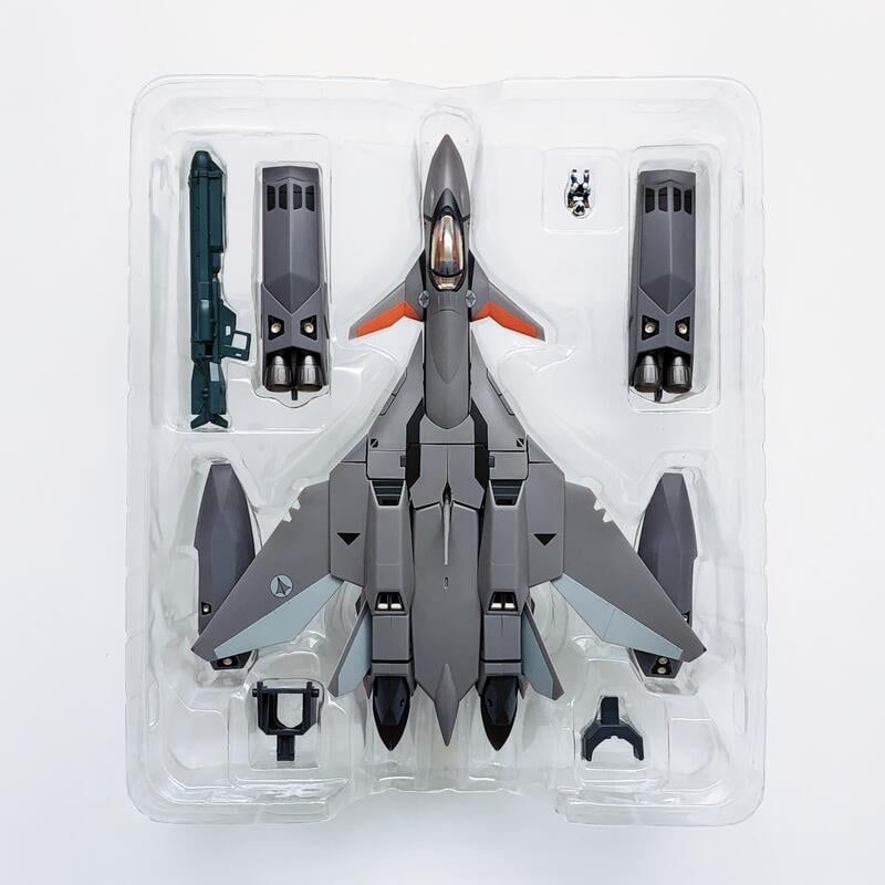 MACROSS PLUS 超時空要塞 VF-11B with Super Pack 可變形 YAMATO 出品 1/60