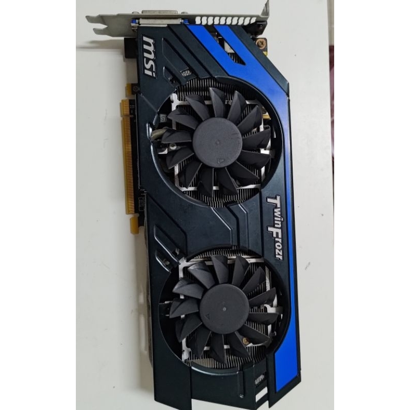 二手 微星 GTX670 2GB DDR5