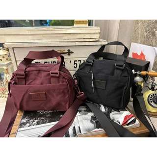 【🇰🇷 Tanned】現貨🔥韓國🇰🇷空運 多夾層防水手提斜側包 出國旅行包 斜側揹包 登山露營 防水包