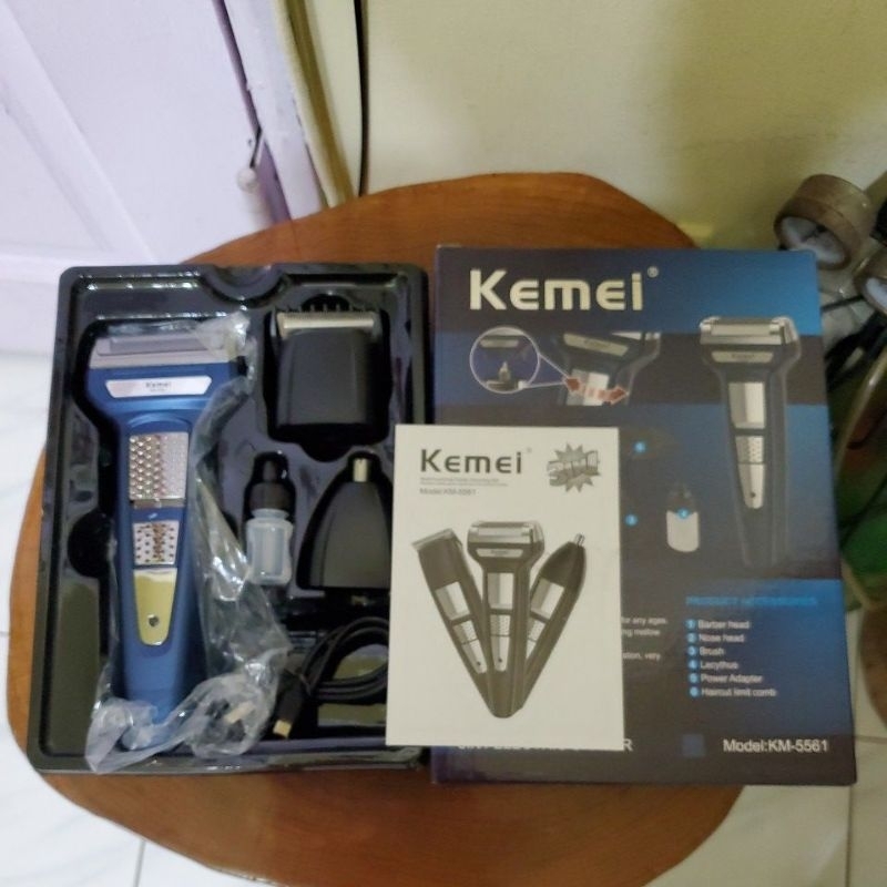Kemei   KM-5561 三合一 電動刮鬍刀 USB充電 科美刮鬍刀