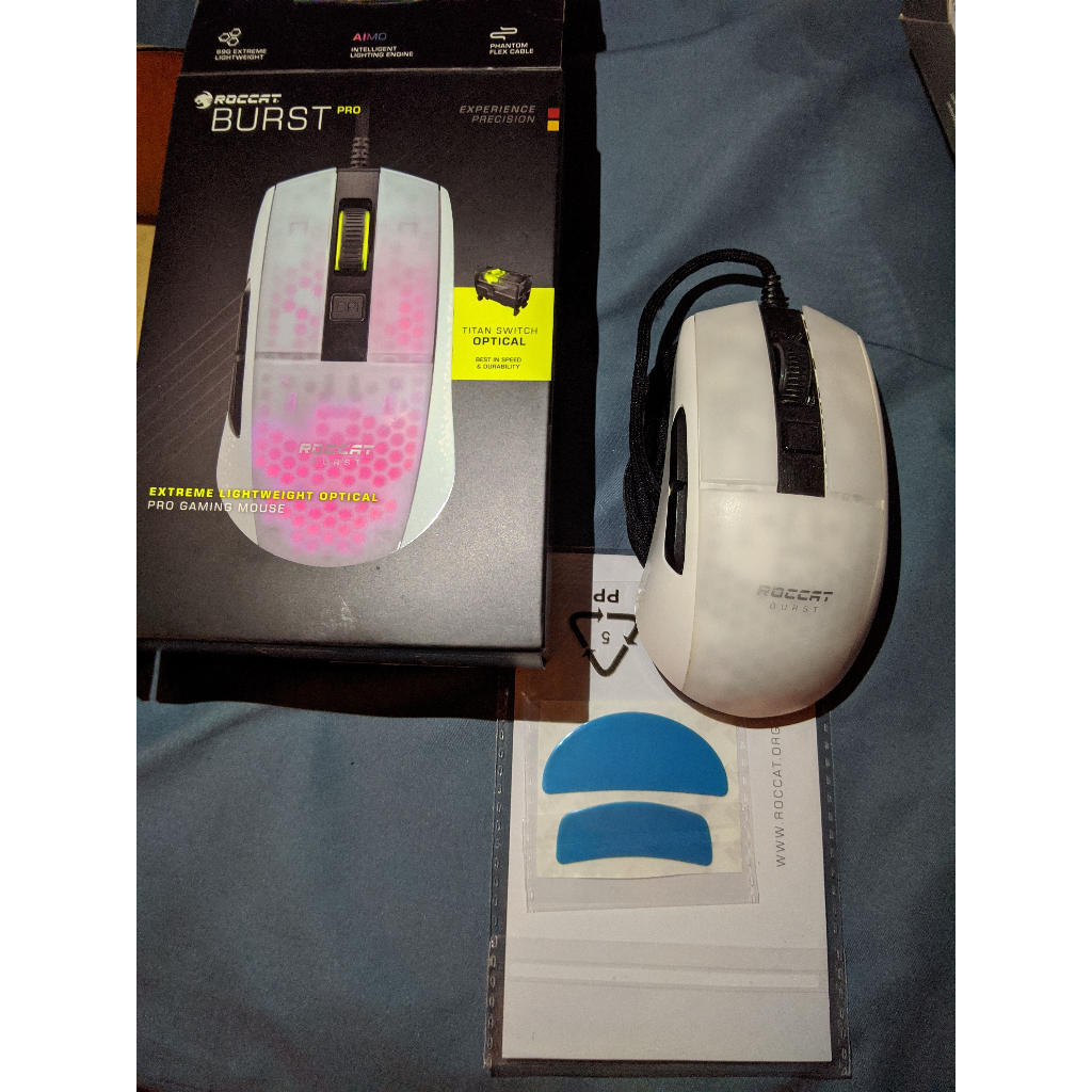 ROCCAT Burst Pro 光學電競滑鼠 白 (泰坦光軸)