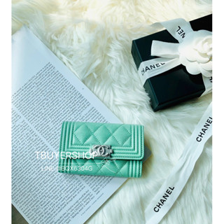 [TBUYERSHOP ] 臺灣現貨🌟 Chanel boy 單層翻蓋卡包 蒂芬妮綠 銀扣 荔枝皮