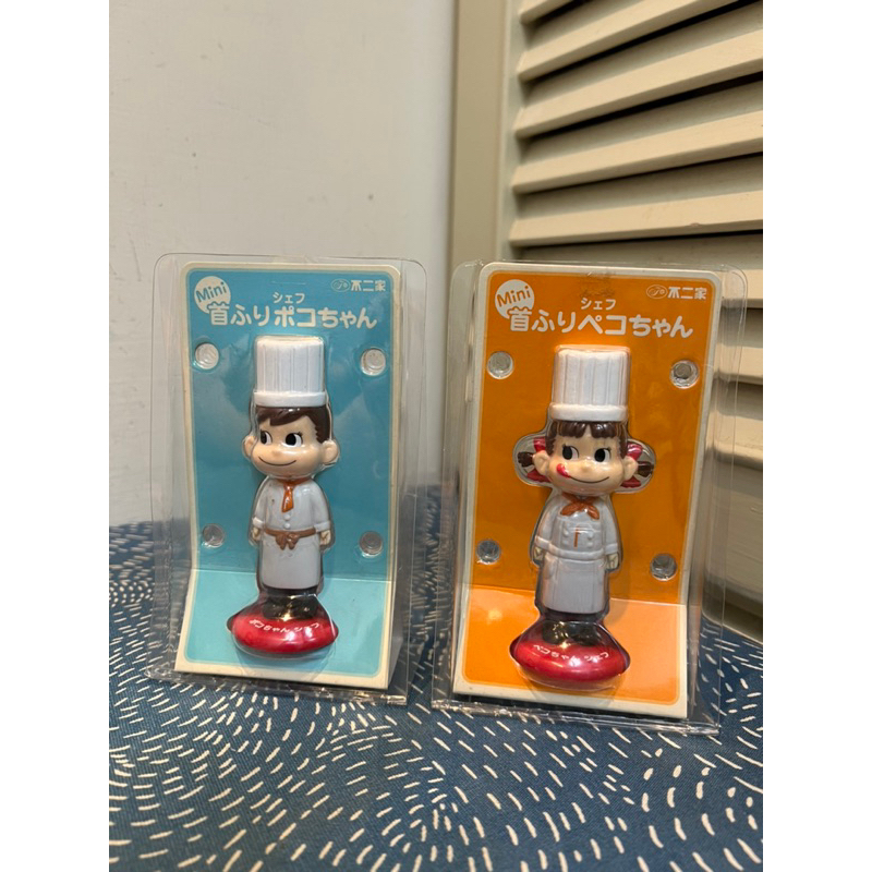 日本不二家peko搖頭公仔牛奶妹牛奶弟廚師造型海外絕版品含包裝盒2隻合售