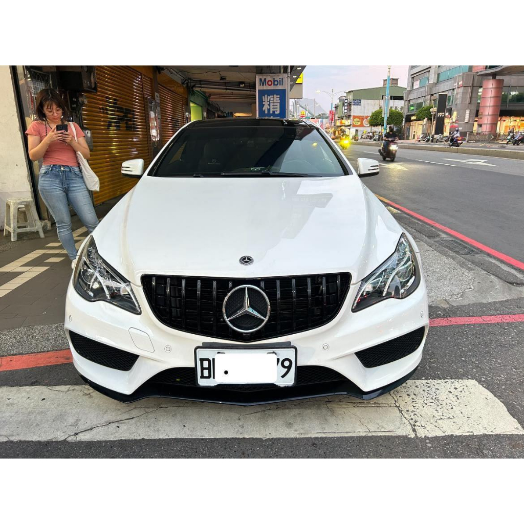 賓士 Benz W207直瀑水箱護罩 E250水箱罩 E300中網 E200 GT水箱護罩 W207水箱罩