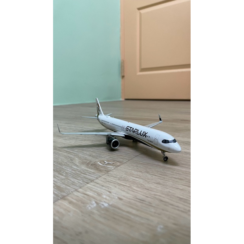 JC Wings 1/200 星宇航空 Starlux A321neo B-58201 二手模型