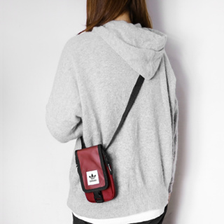 【Fashion SPLY】Adidas Originals Map Bag 酒紅 側背包 手機包 DV2483