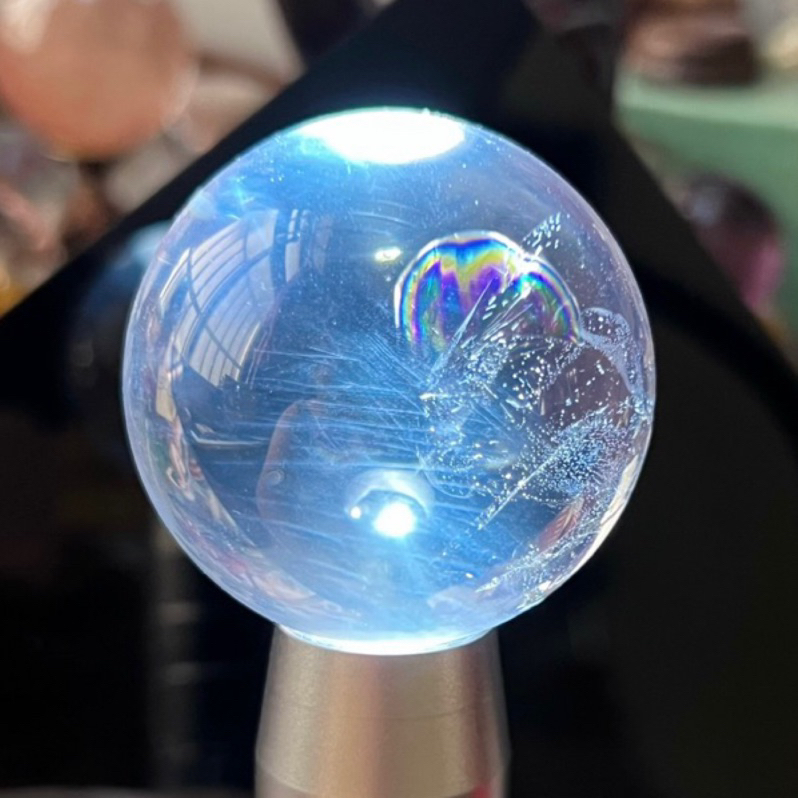 天然白水晶球   4.72cm 晶體很好👍🏻共生七彩🌈藍針/藍塵