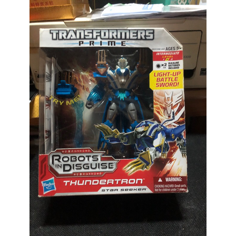 瑕疵品 變形金剛 領袖之證 Transformers Prime v級 獅王 雷歐 Thundertron