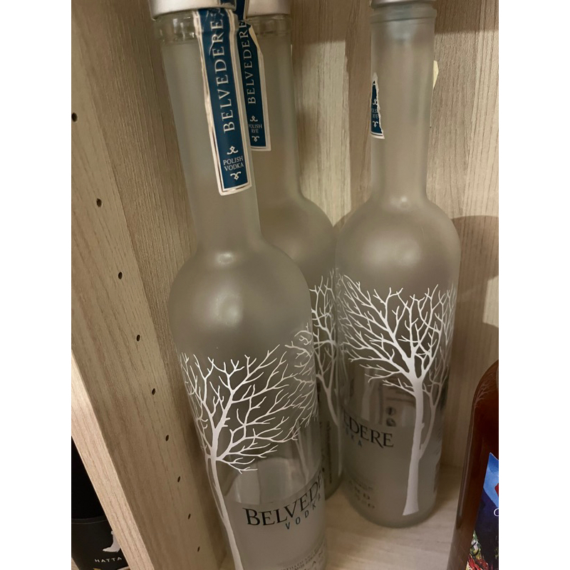 雪樹 Belvedere vodka (空瓶）伏特加