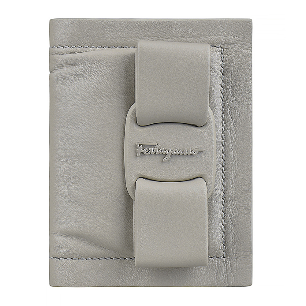 SALVATORE FERRAGAMO灰字LOGO蝴蝶結造型裝飾小牛皮4卡直立釦式卡夾(灰)