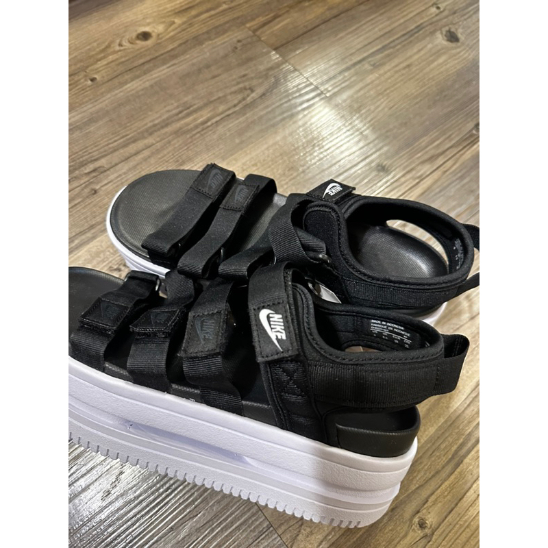 Nike 涼鞋 Wmns Icon Classic Sandal 黑鞋白底 厚底 8號現貨