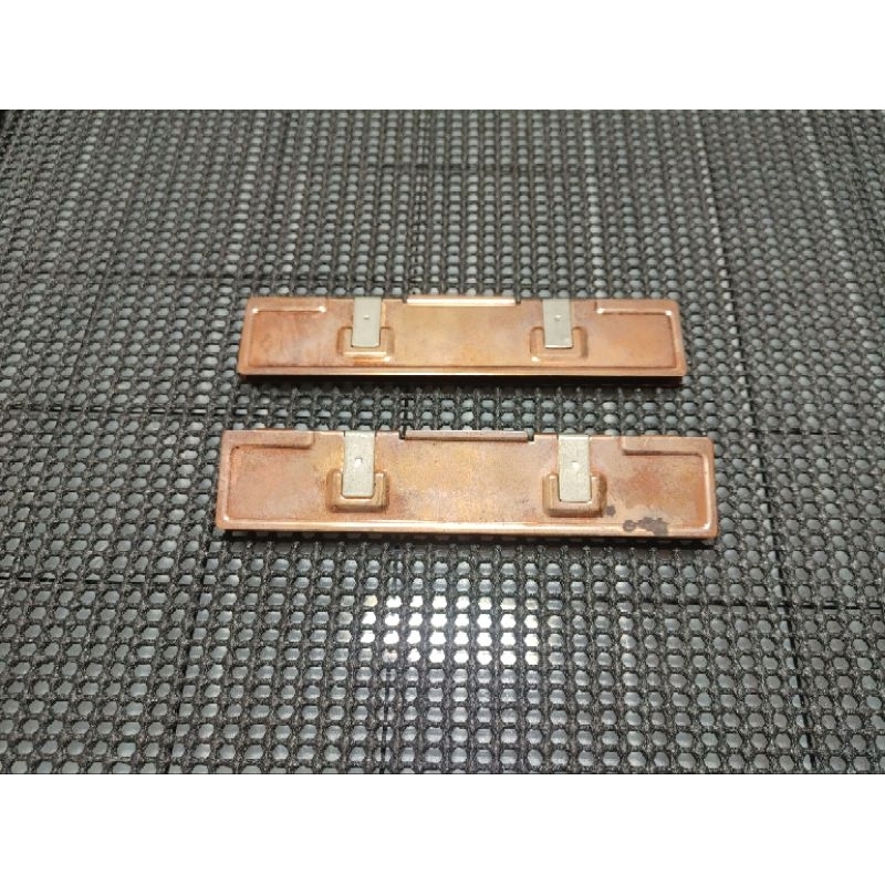 二手 記憶體散熱銅片 缺導熱矽膠片 外觀瑕疵不影響使用 2條不拆賣