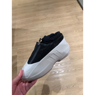 <Taiwan小鮮肉> ADIDAS CRAZY INFINITY 2.5 白 黑 籃球鞋 男鞋 IE3079