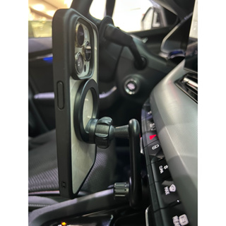 Skoda Octavia Combi RS 2021-2024 iPhone磁吸手機支架/導航架/Magsafe手機架