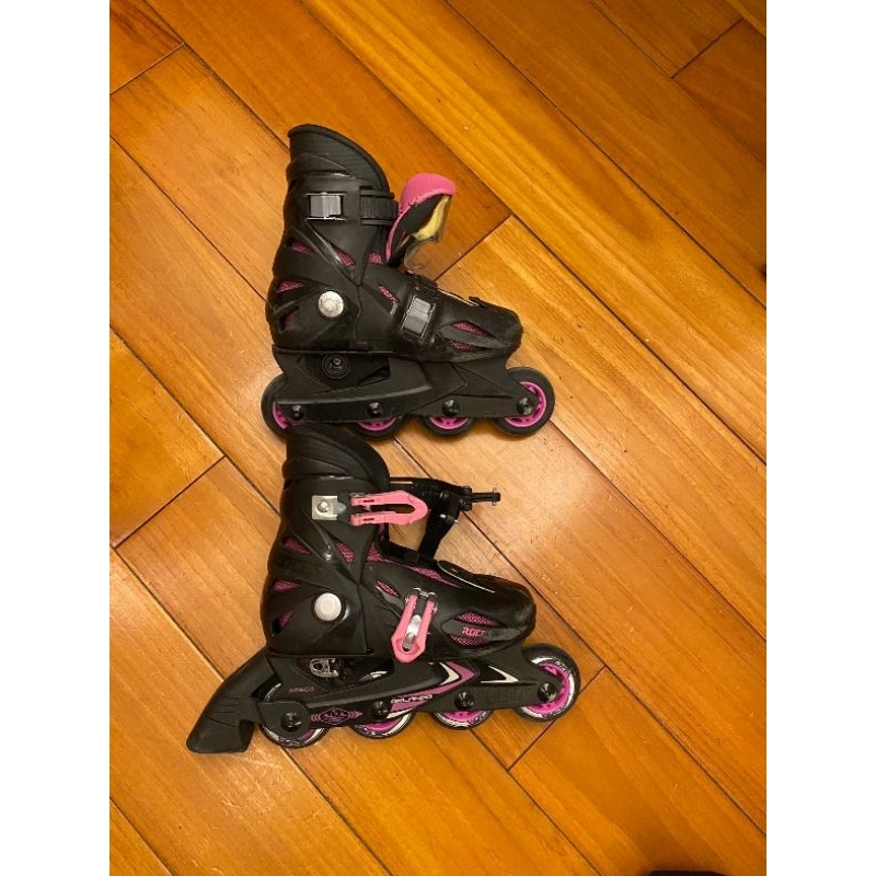 兒童 Roces溜冰鞋二手（18-20 cm 鞋套義大利頂尖品牌兒童直排輪鞋三段可調整S 鞋套約長18-20 cm S