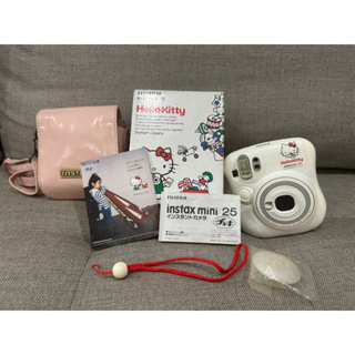二手 Fujifilm Instax mini 25 Hello Kitty特殊版 含盒和保護揹帶