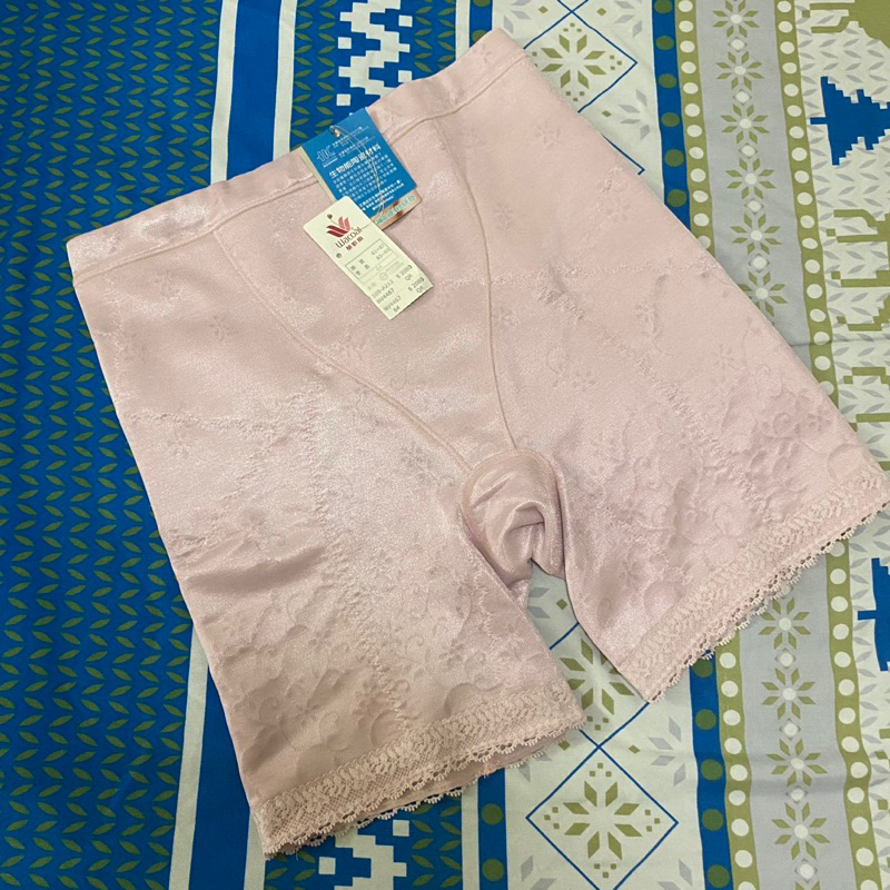 華歌爾粉色修飾塑褲64號(M)