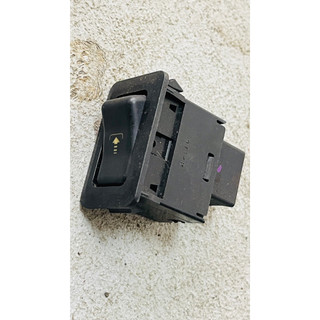 中古良品 三菱 LANCER VIRAGE 99-00 頂級 電動 遮陽簾 控制開關