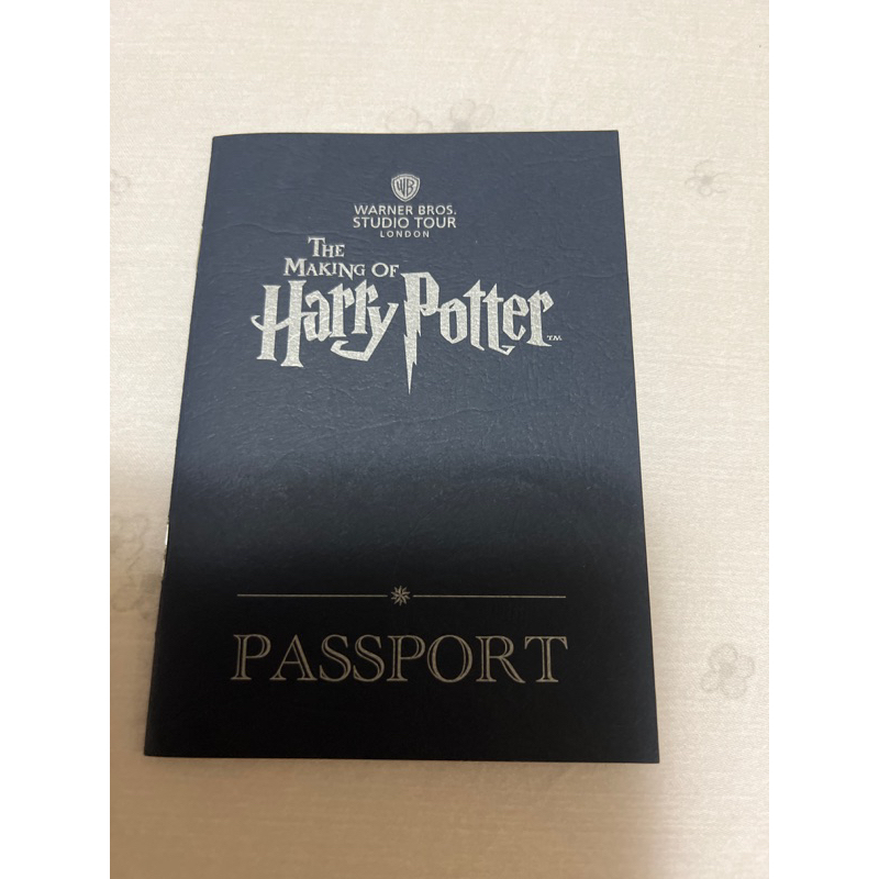 英國倫敦哈利波特華納影城護照london harry potter studio tour passport