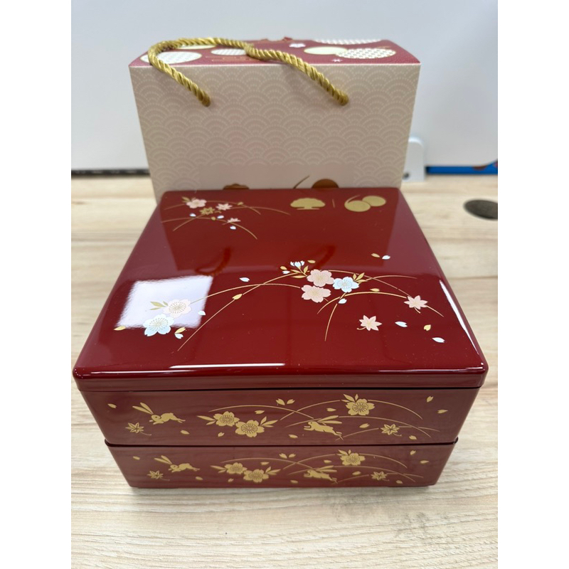 全新 日本製 國泰60週年 漆器二層干菓盒 喜氣過年必備雙層干菓盒 餅乾盒 糖果盒