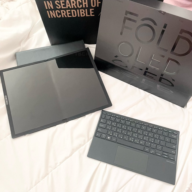 [二手近全新] 華碩 ASUS ZenBook 17 Fold OLED UX9702AA 科技黑 折疊筆電