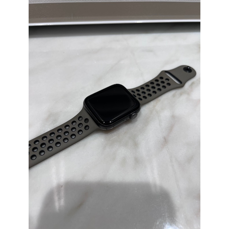 Apple watch S4 44mm Nike鋁金屬版本