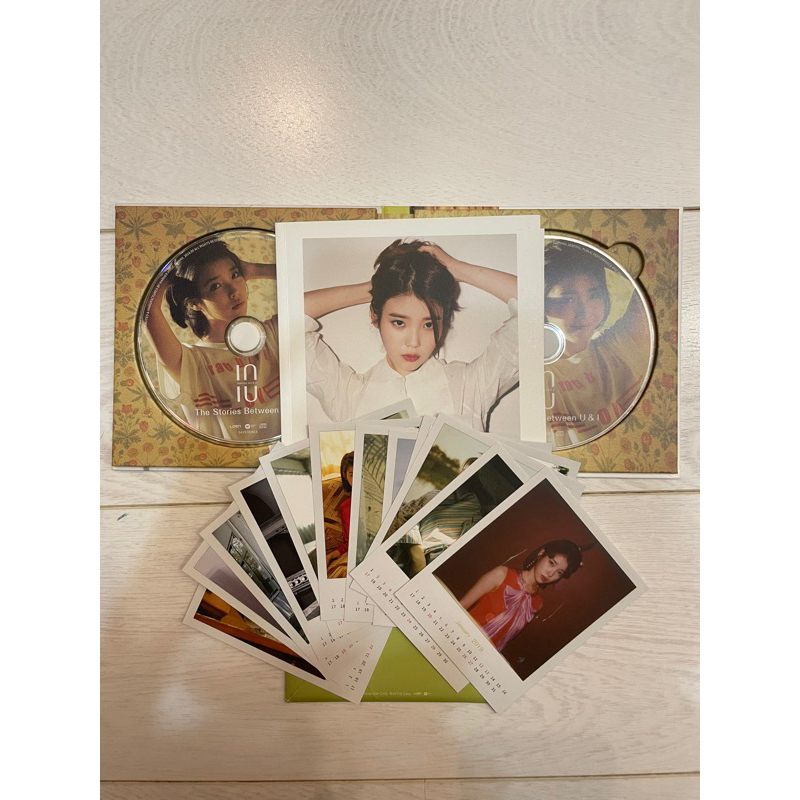 IU「SMASH HITS 2」Smash Hits 2:　台湾特別盤 IU/Smash Hits 2: Stories Between U&I (台湾特別盤) ［2CD+DVD］
