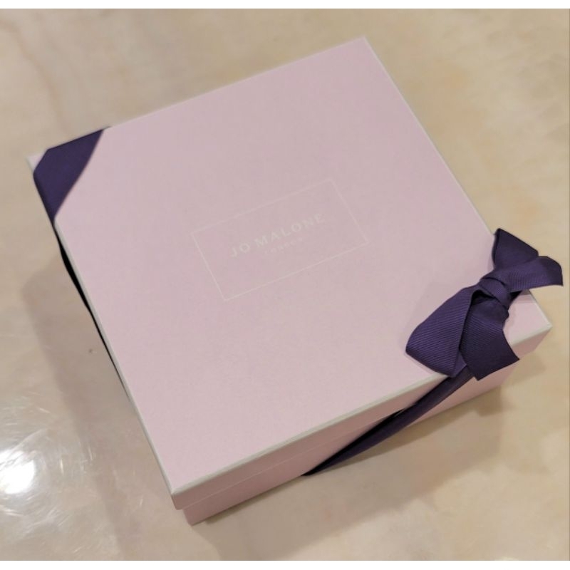 全新 Jo Malone 新款限量色 粉色香水大方盒 紙盒 附紫色緞帶