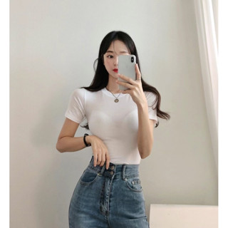 【GIRLS THING】正韓 圓領素面短版短袖T 上衣 T恤 短袖上衣 短袖T恤 短版上衣 短版T 素T 顯瘦 女裝
