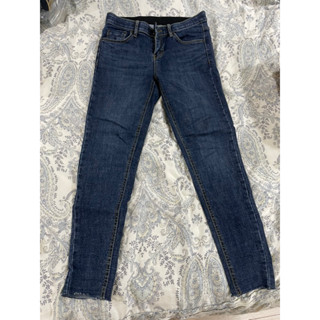 韓貨 購於Reishop 二手 褲頭鬆緊 窄管牛仔褲 XS