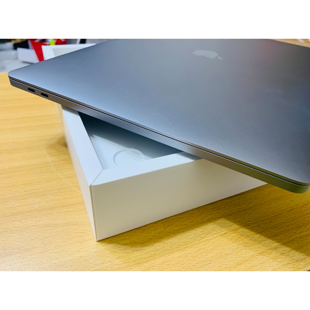 MacBook Pro 16吋 i9
